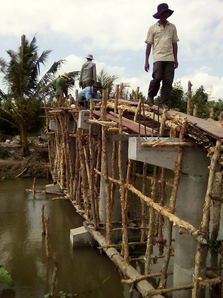 Update on Building the Y Tam Bridge in Phụng Hiệp, Hậu Giang