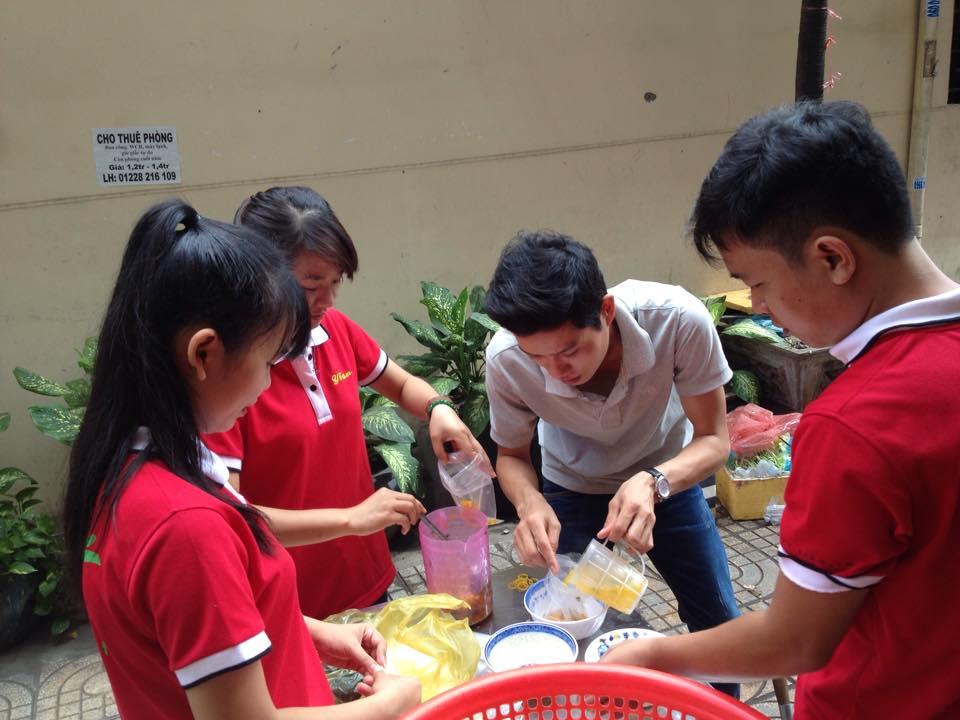 Y Tam Kitchen: Sharing Rice, Round 4 – The Home Front Stays Strong