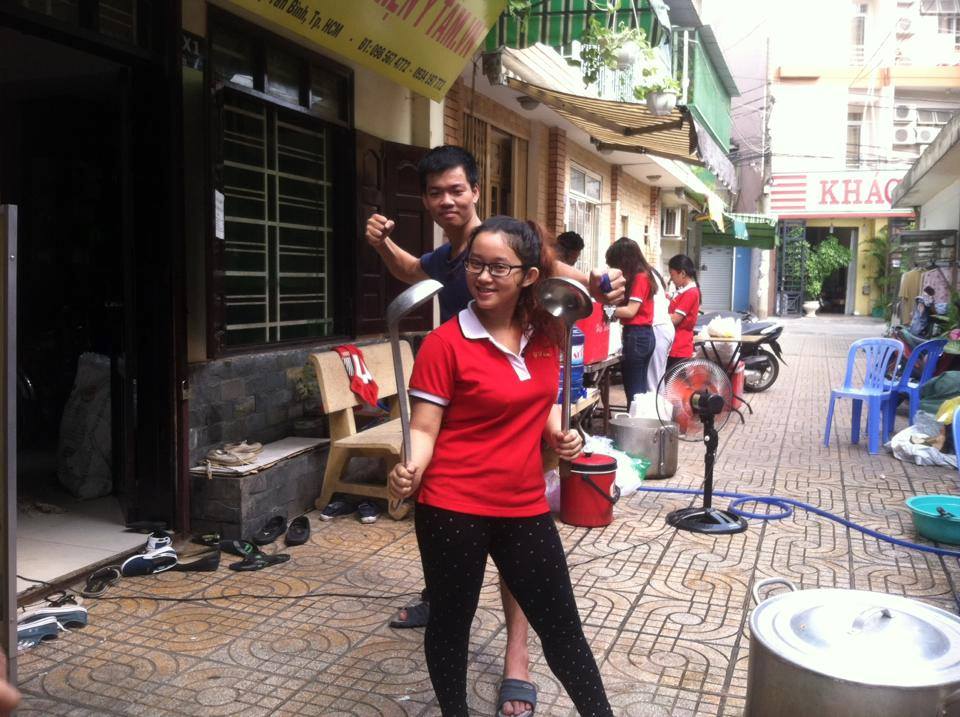 Y Tam Kitchen: Sharing Rice, Round 8