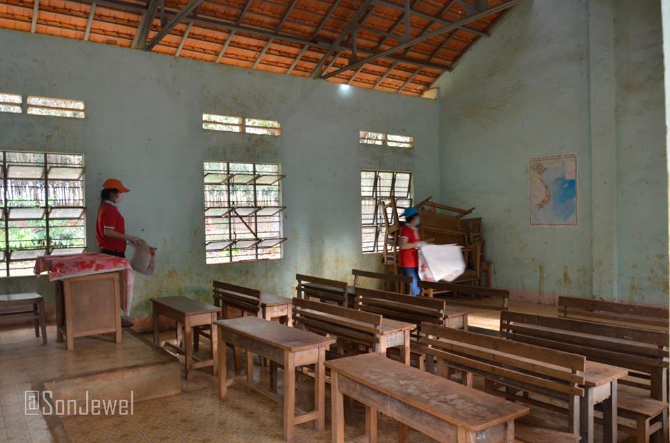 Pa Pếch school site gets a new coat for spring, Tân Hưng, Bình Phước