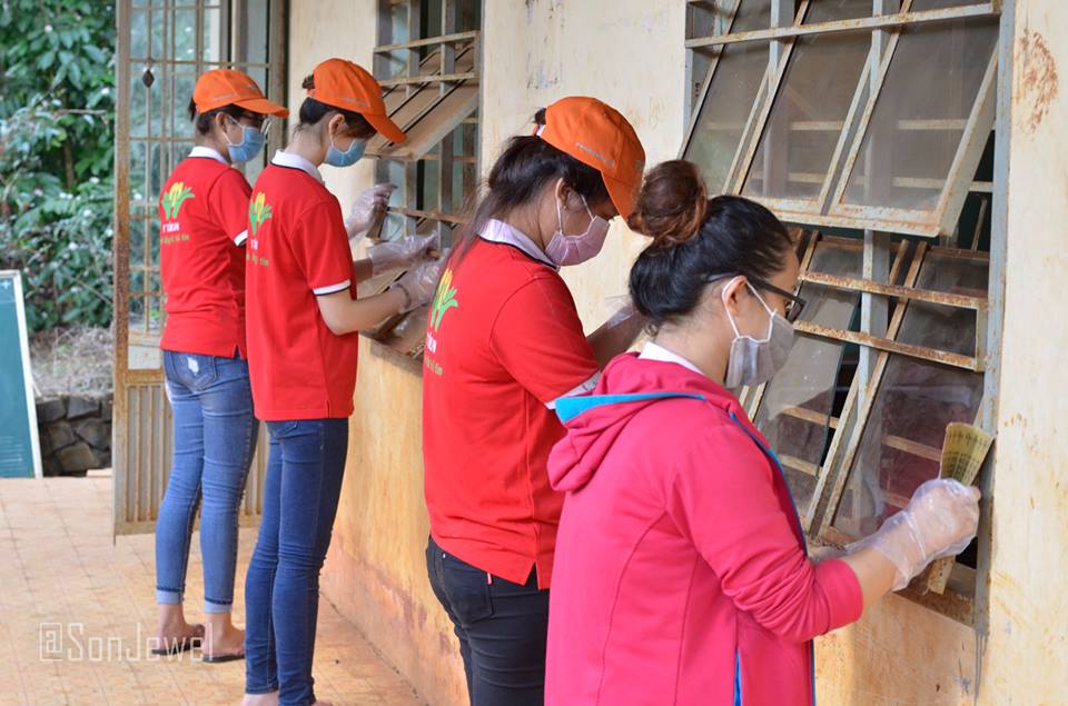 Pa Pếch school site gets a new coat for spring, Tân Hưng, Bình Phước