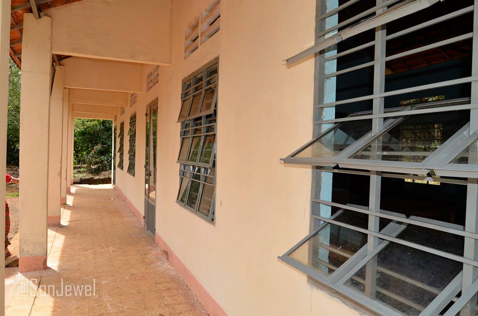 Pa Pếch school site gets a new coat for spring, Tân Hưng, Bình Phước