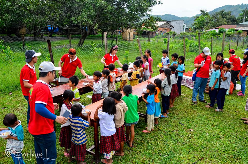 Đạ Nhar – Children Sing Together 1/6/2017