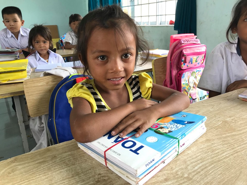 Children in Yang Mao, Đăk Lăk Now Have All Their Textbooks for the New School Year
