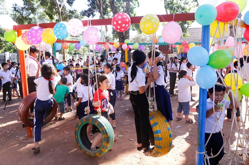 Y Tam Builds 2 Recycled Playgrounds from Car Tires